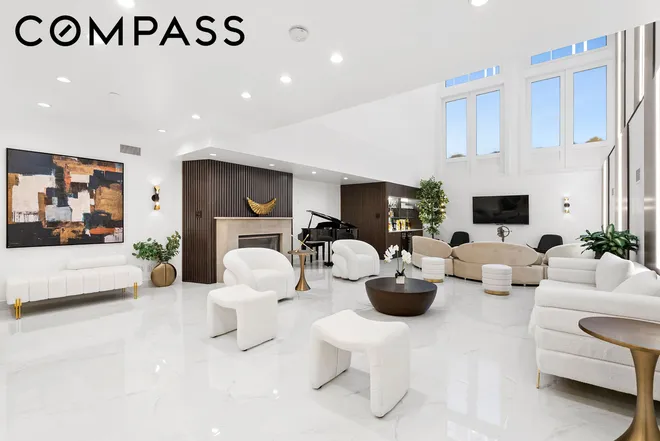 53 Murray Street #1, New York, NY 10007
