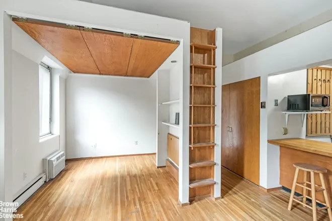 59 West 90th Street #4F, New York, NY 00000