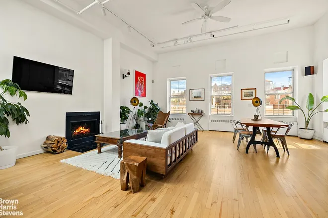 426 West BROADWAY #PH6G, New York, NY 10012