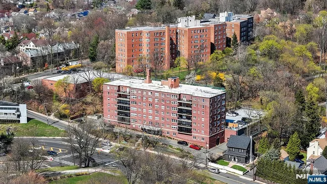 415 Claremont #C001D, Montclair, NJ 07042