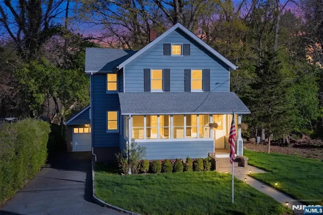 36 Hines, Mahwah, NJ 07430