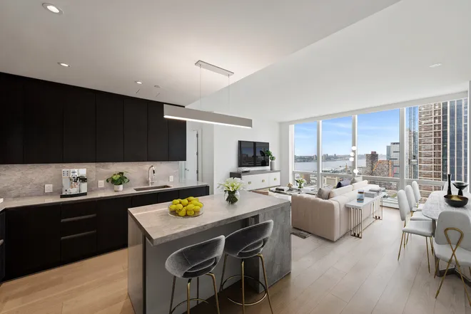 15 Hudson Yards #32G, New York, NY 10001