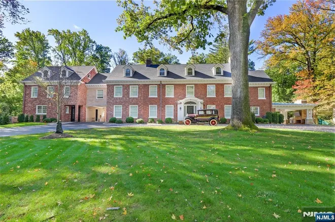 292 MAPLE, Englewood, NJ 07631