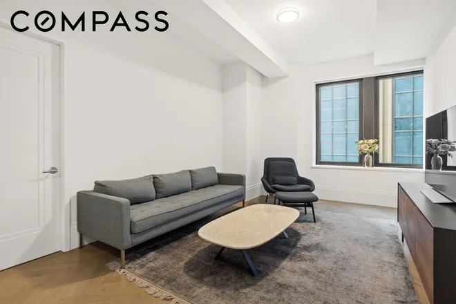 101 Wall Street #11C, New York, NY 10005