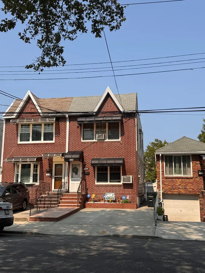 1867 East 38th Street, Brooklyn, NY 11234