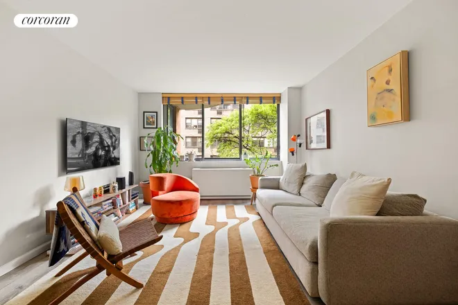 343 East 74th Street #4H, New York, NY 10021
