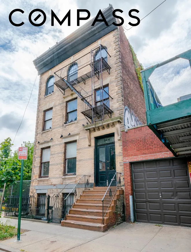 304 East 118th Street, New York, NY 10035