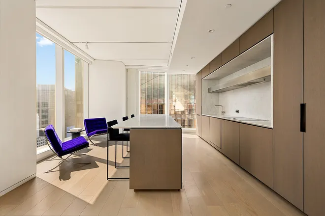 100 East 53rd Street #45B, New York, NY 10022