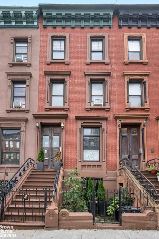 2007 5th Avenue, New York, NY 10035