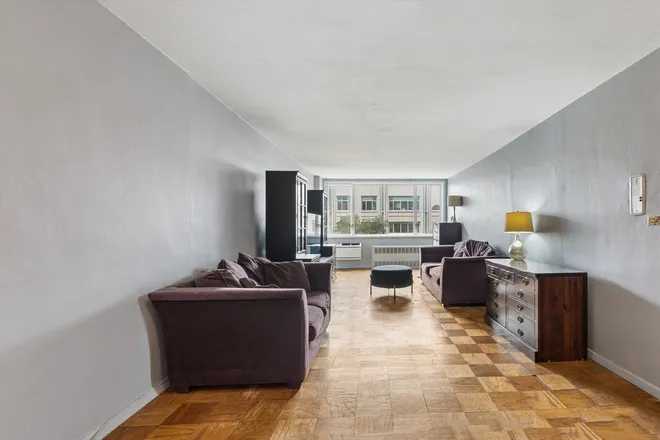 333 East 14th Street #4D, New York, NY 10003