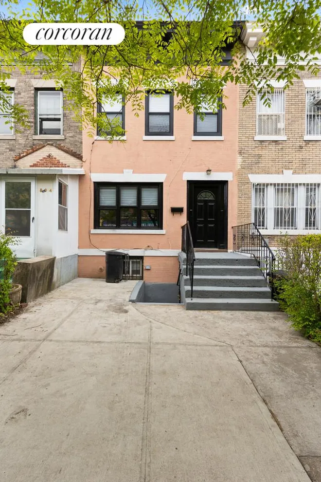 892 CLARKSON Avenue, Brooklyn, NY 11203