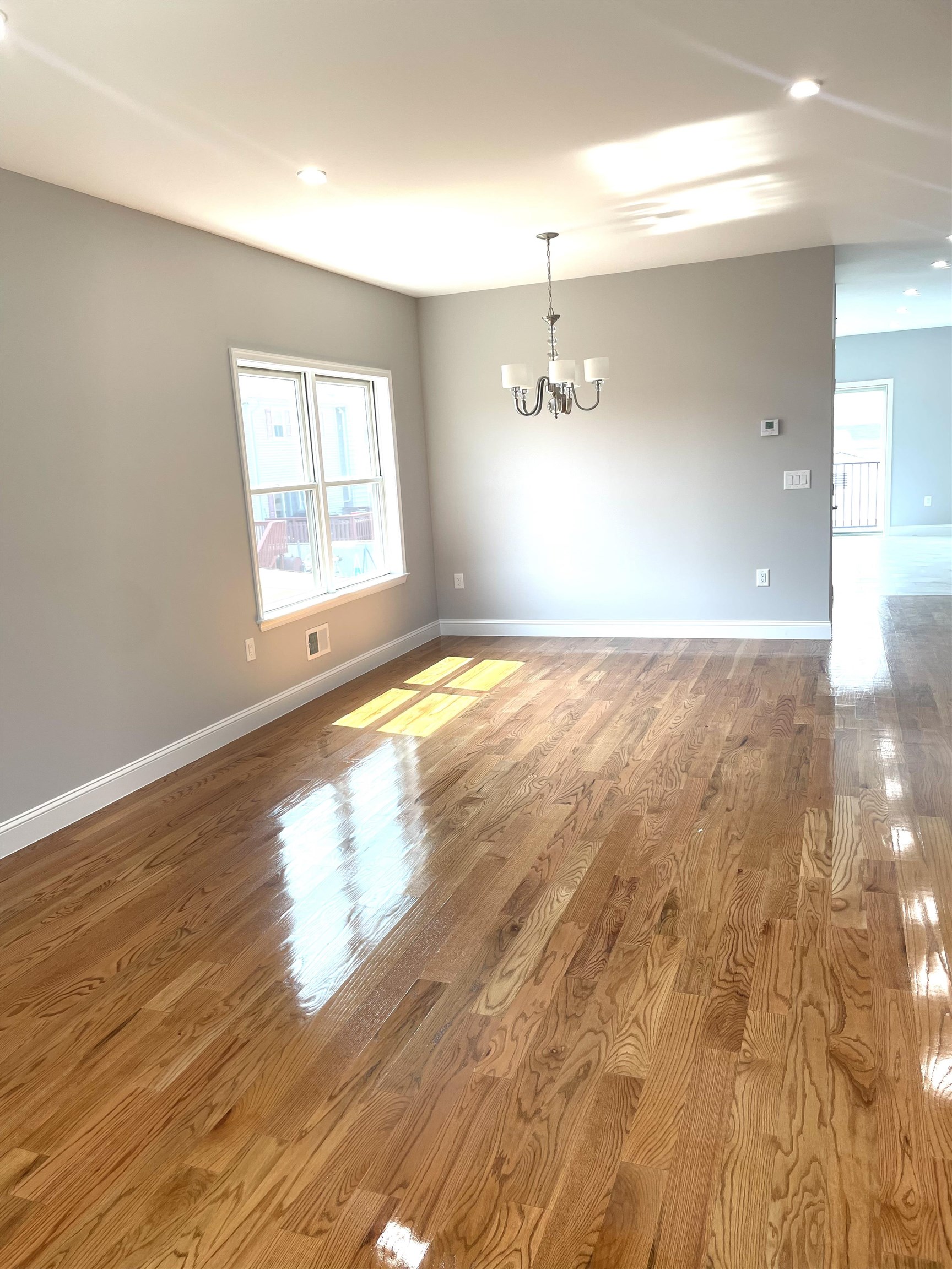761 B 4th Street, Secaucus Town, Secaucus, NJ 07094 - Property photo 4 of 33