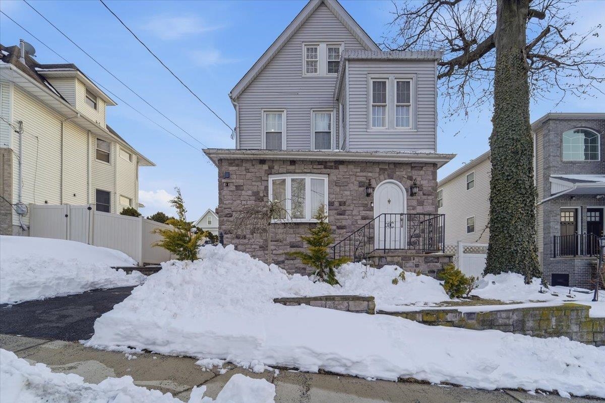 60 STEWART Avenue, Kearny Town, Kearny, NJ 07032 - Property photo 3 of 49