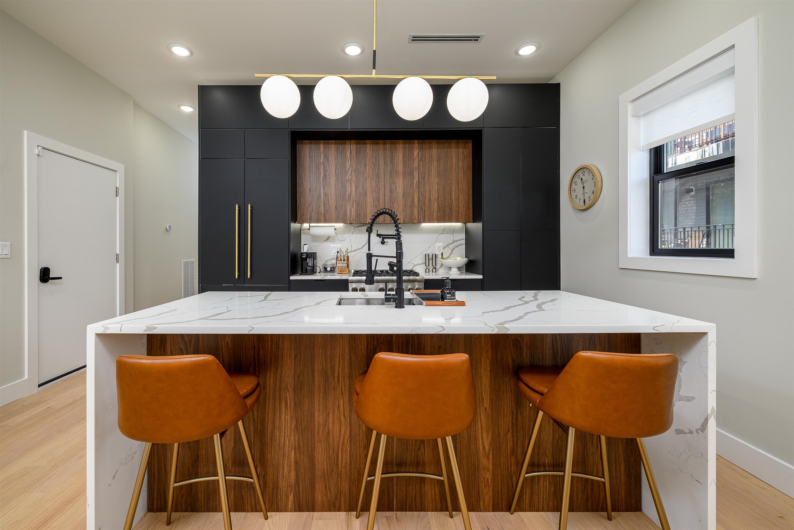 45 CHARLES Street, Jersey City, JC Heights, NJ 07307 - Property photo 3 of 37