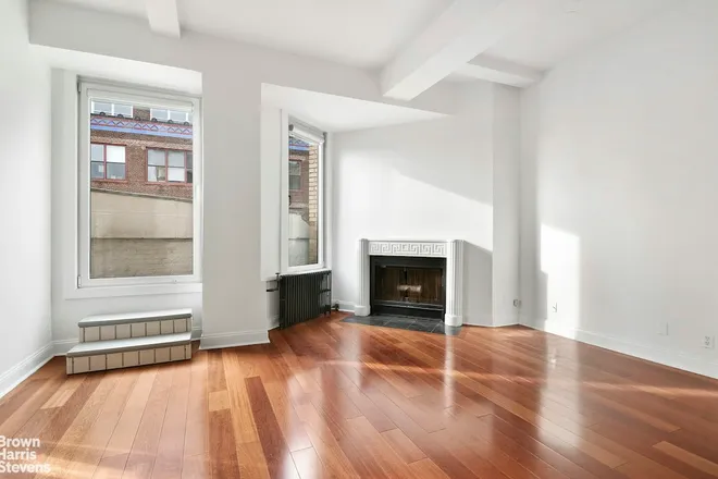 425 PARK Avenue #19D, New York, NY 10016