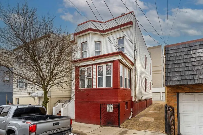 413 51st Street, West New York, NJ 07093