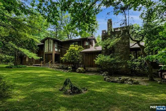 34 Cambridge, Alpine, NJ 07620